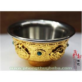 CHÉN BÁT BẢO TRUNG